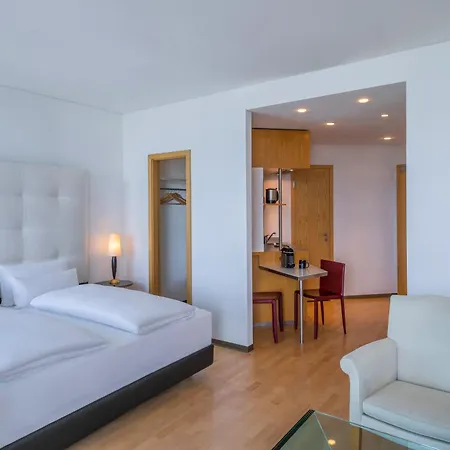 Innside By Melia Frankfurt Eurotheum Otel