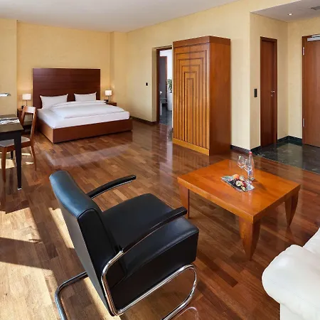 فندق Innside By Melia Frankfurt Eurotheum