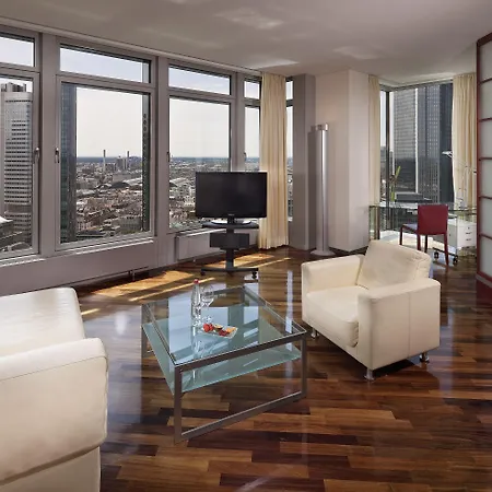 Innside By Melia Frankfurt Eurotheum ホテル