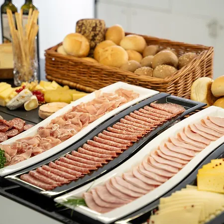 فندق Innside By Melia Frankfurt Eurotheum