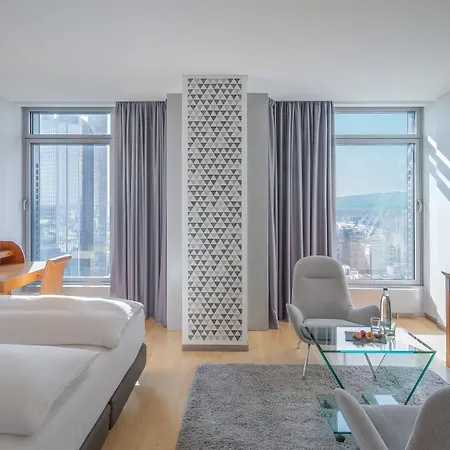 ホテル Innside By Melia Frankfurt Eurotheum 4*