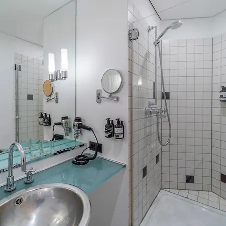 Innside By Melia Frankfurt Eurotheum 4* Frankfurt nad Mohanem