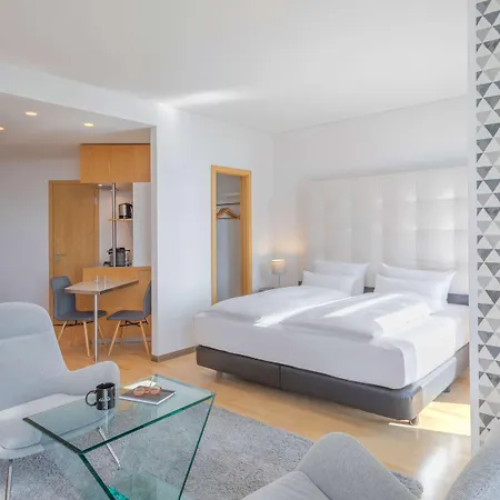 Innside By Melia Frankfurt Eurotheum Hotel