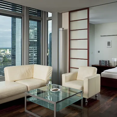 מלון Innside By Melia Frankfurt Eurotheum פרנקפורט