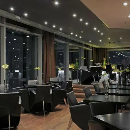 Отель Innside By Melia Frankfurt Eurotheum Франкфурт-на-Майне