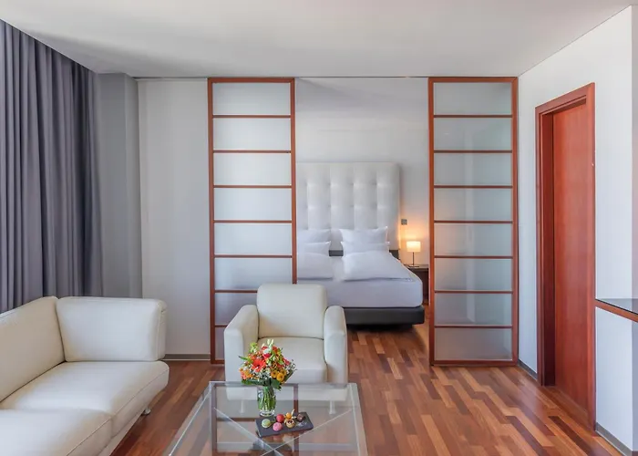 Innside By Melia Frankfurt Eurotheum Frankfurt am Main