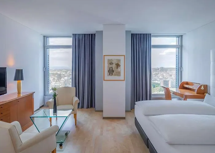 Hotel Innside By Melia Frankfurt Eurotheum 4*