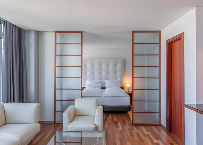 Innside By Melia Frankfurt Eurotheum Szálloda Frankfurt am Main