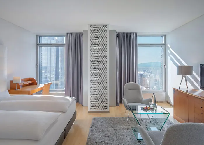 호텔 Innside By Melia Frankfurt Eurotheum 4*