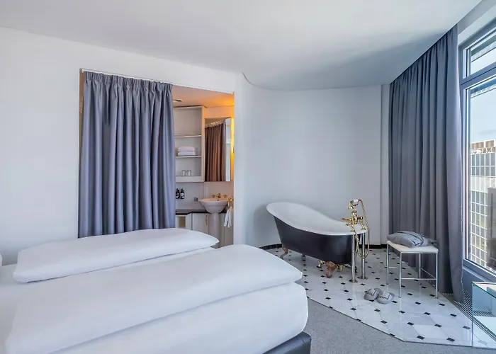 Innside By Melia Frankfurt Eurotheum 호텔 4*